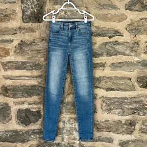 American Eagle High-Rise Jegging